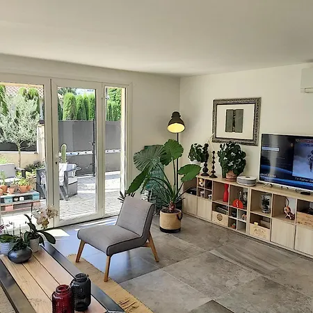 Superbe Avec Terrasse & Piscine *